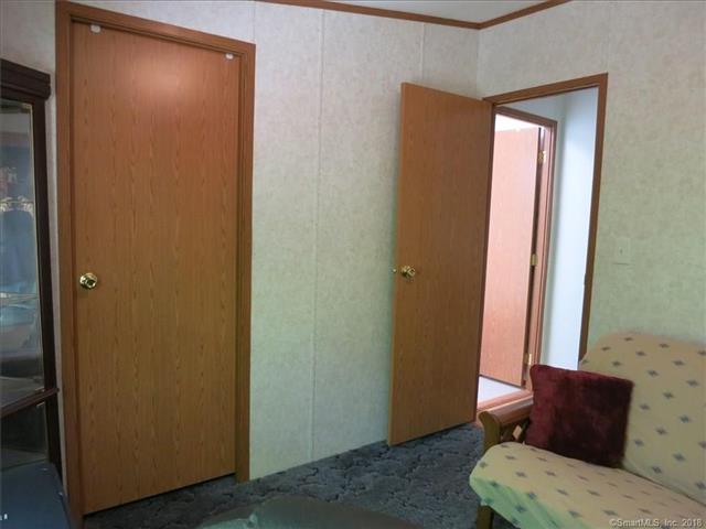 657742_29_L.jpg