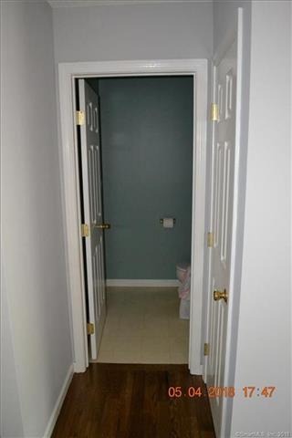 660598_15_L.jpg
