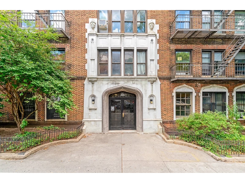 300 8th Avenue, Unit 4N, Brooklyn, New York