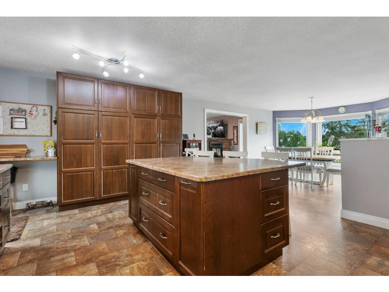 7051982607062057191.webp
