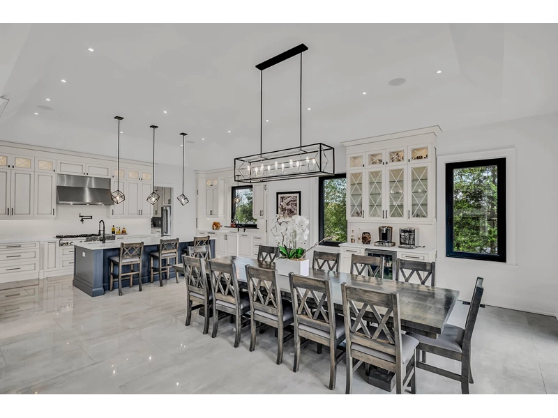 7049052605261359447.webp