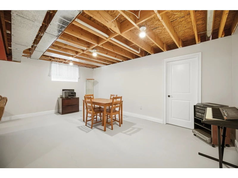 7048712605201755393.webp