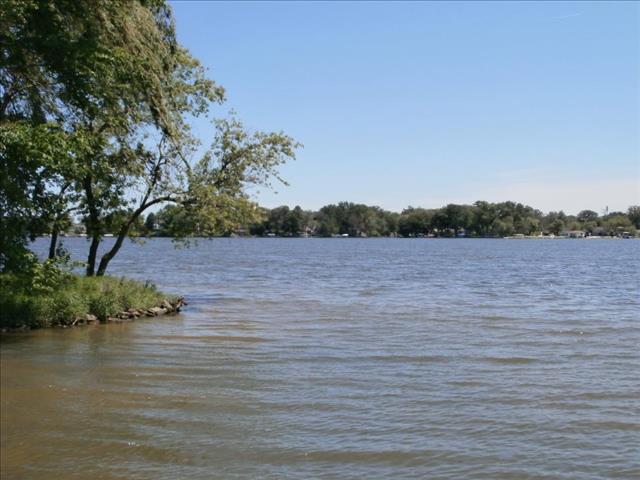 607590_34_L.jpg