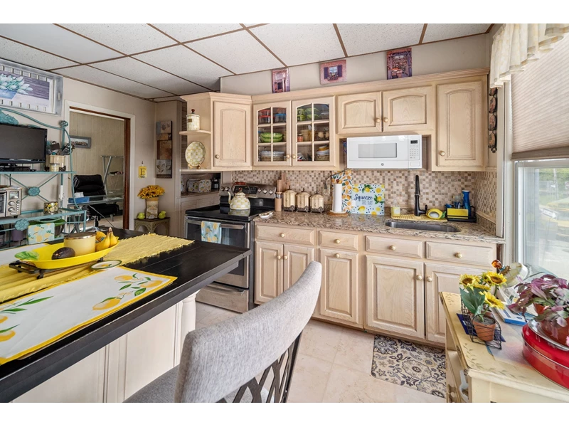 7048142605121959224.webp