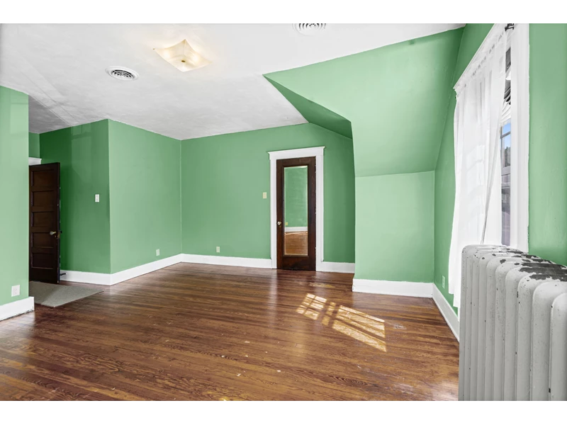7054702608131426386.webp