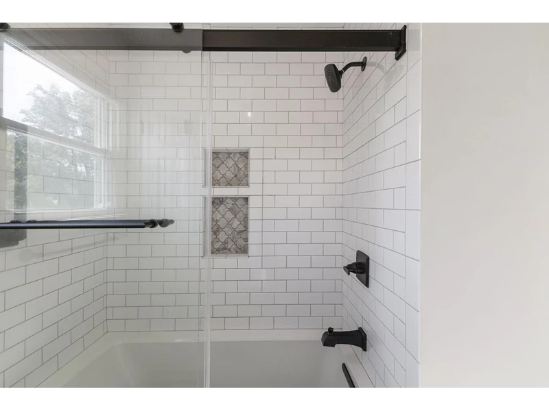 7056292609101509245.webp