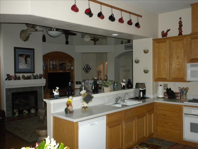 574669_20_L.jpg