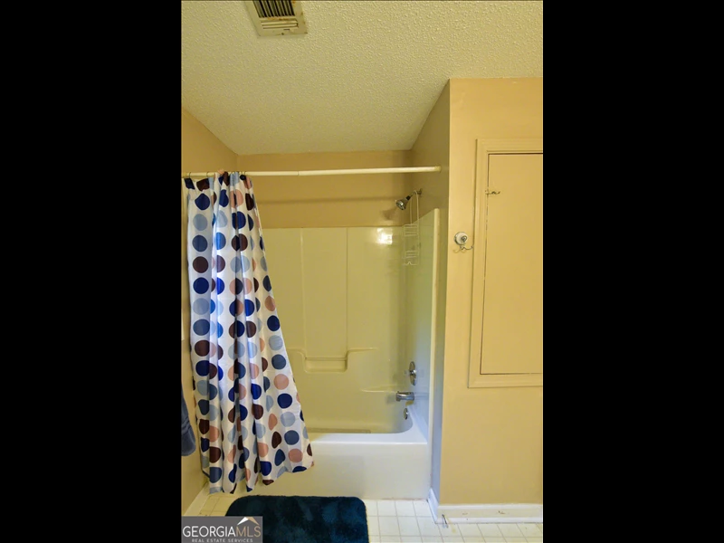 7028432506121652218.webp