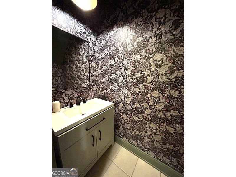 7056842609181601226.webp