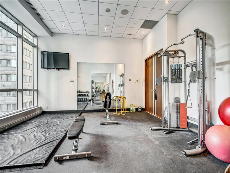 70028624050314543557.webp