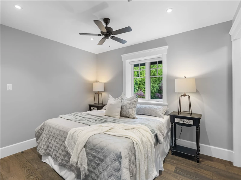 7028262506112023431.webp