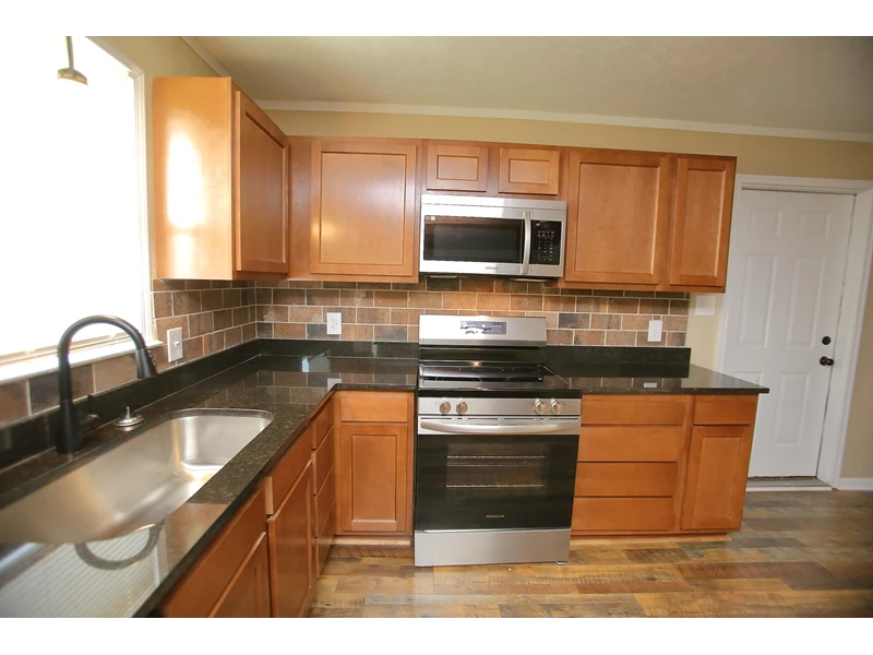 7055422608260451102.webp