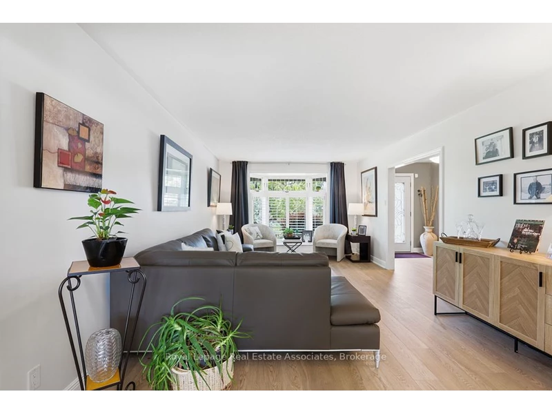 7049692606030058199.webp