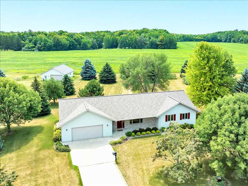 5844 Clover Valley Dr New Franken WI 54229, New Franken WI Property