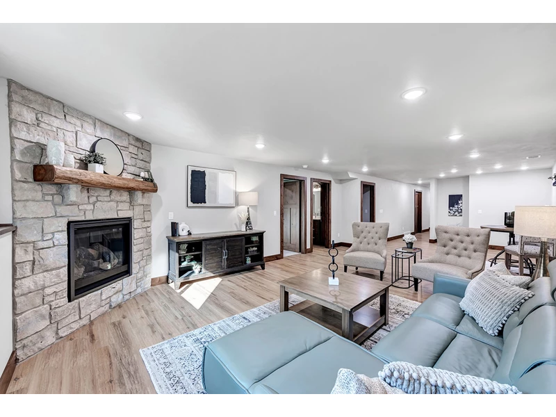 7055042608182010437.webp