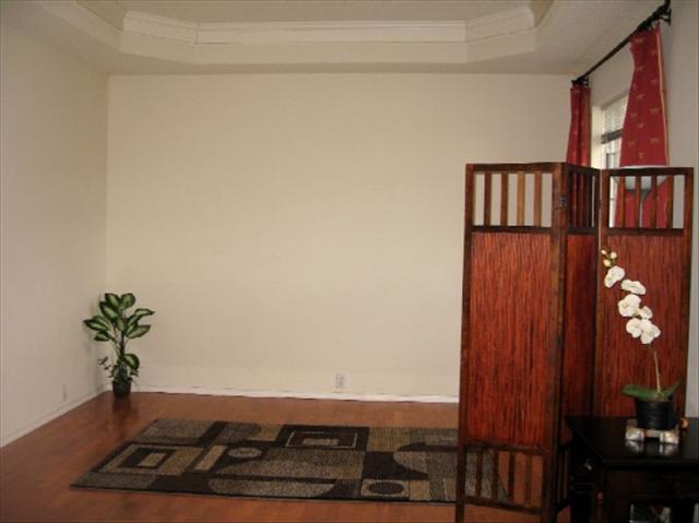393109_6_L.jpg