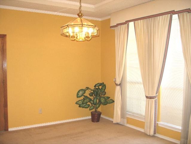 434549_10_L.jpg
