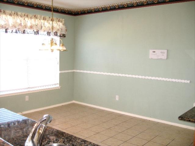 436021_8_L.jpg