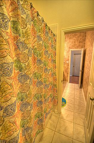 534603_19_L.jpg