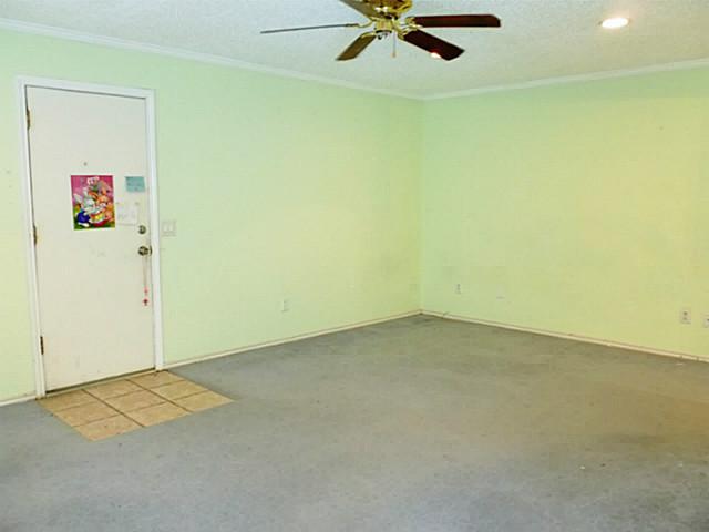 534665_20_L.jpg