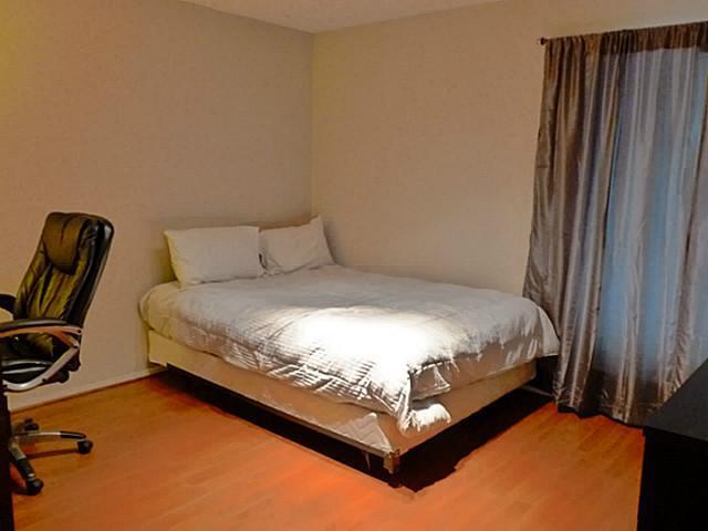 538860_20_L.jpg