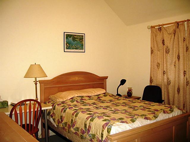 541450_21_L.jpg