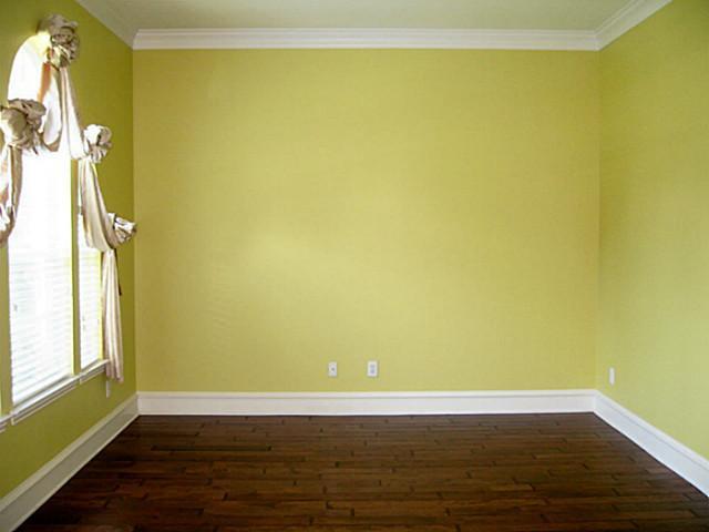 541450_7_L.jpg