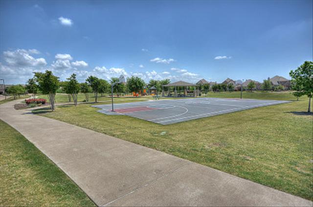 557161_21_L.jpg