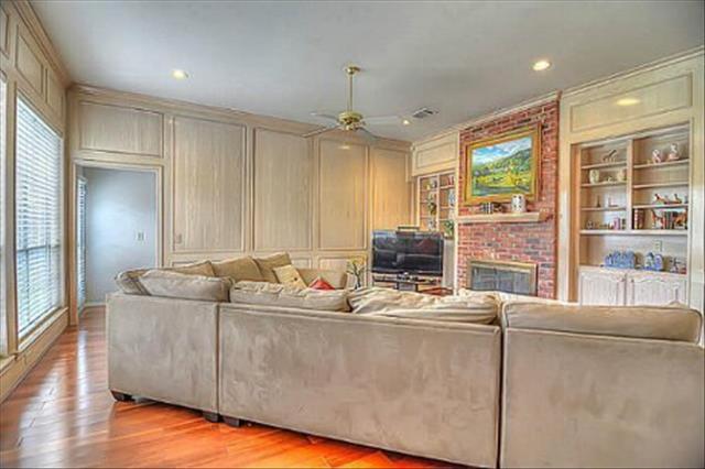 587528_15_L.jpg